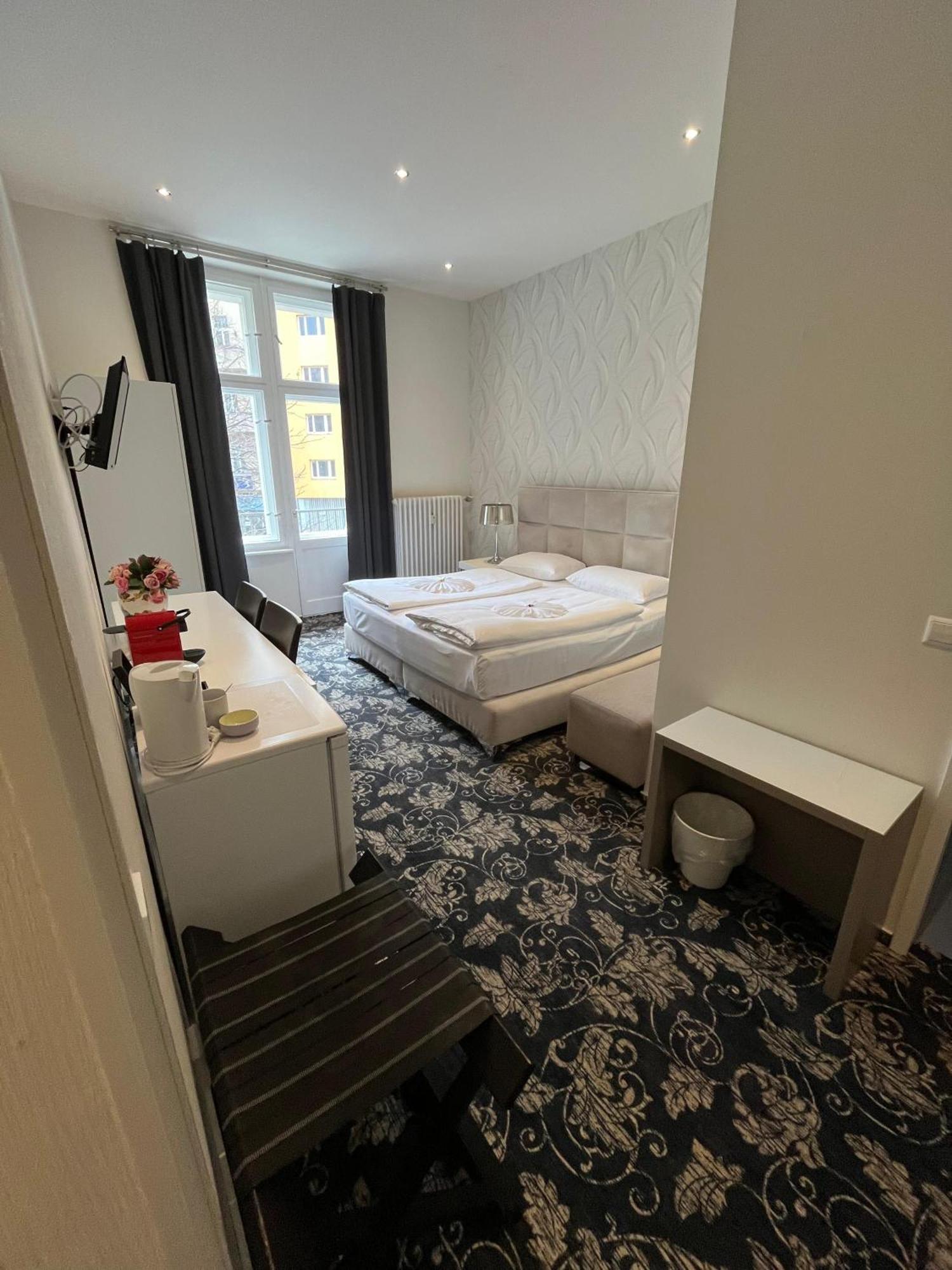 Hotel Gasteiner Hof Berlino Esterno foto