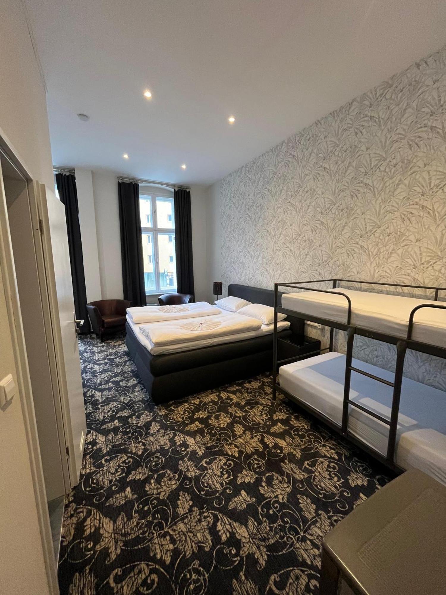 Hotel Gasteiner Hof Berlino Esterno foto