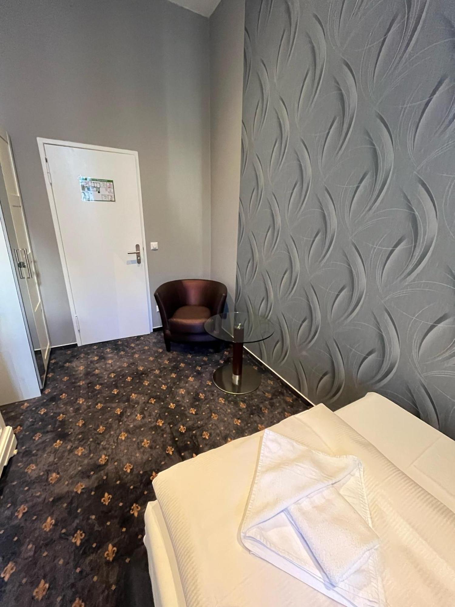 Hotel Gasteiner Hof Berlino Esterno foto
